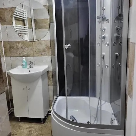 Pensiunea Ysy - بيت ضيافة *
